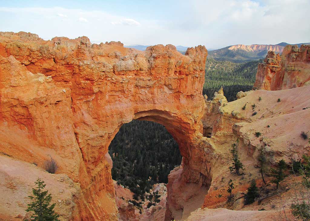 Scenic Drive in Bryce Canyon National Park Moon Travel Guides