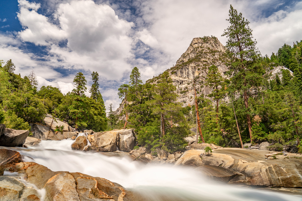 Kings canyon national park hiking trails best sale