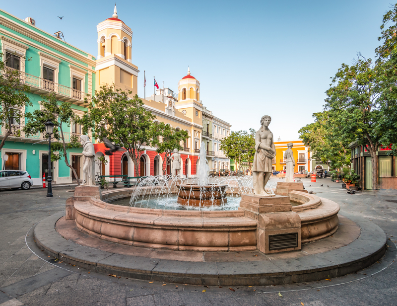 Shoppers in Puerto Rico